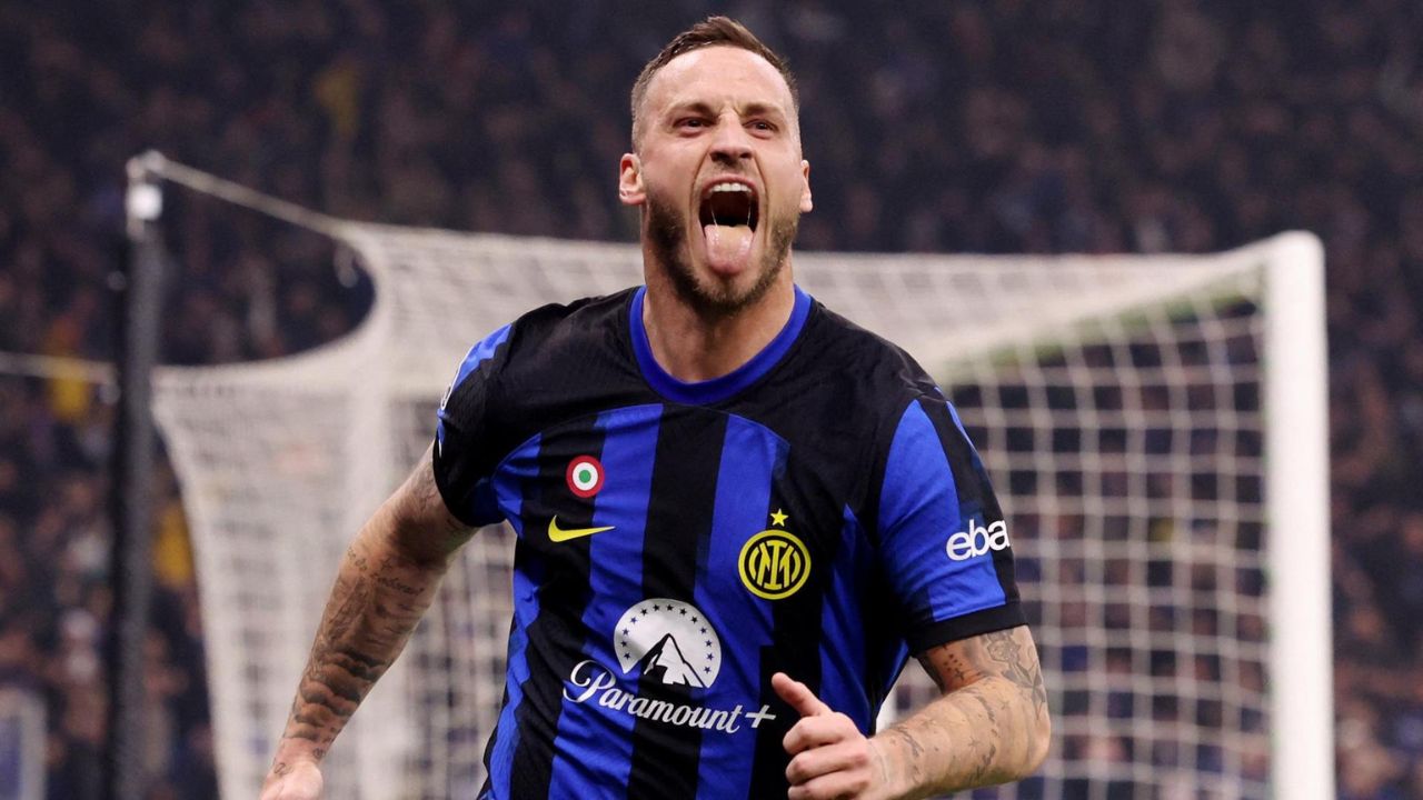Arnautovic: “L’Inter è tutto per me. La seconda stella un sogno che si è avverato” Arnautovic: “L’Inter è tutto per me. La seconda stella un sogno che si è avverato”